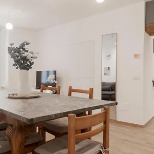Brilla Marvelous In The Center Apartamento